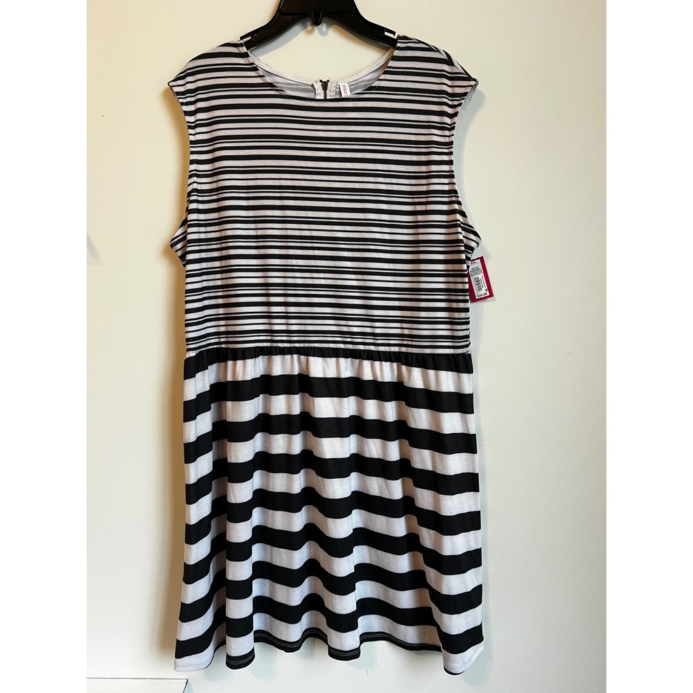 Xhilaration Women's Striped Sleeveless Drop Waist‎ Dress XXL Black White NWT